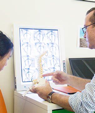 chiropractor narre warren.